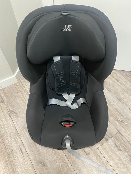 Автокрісло britax romer