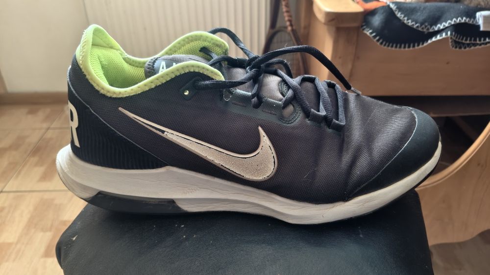 Кросівки Nike тенісні