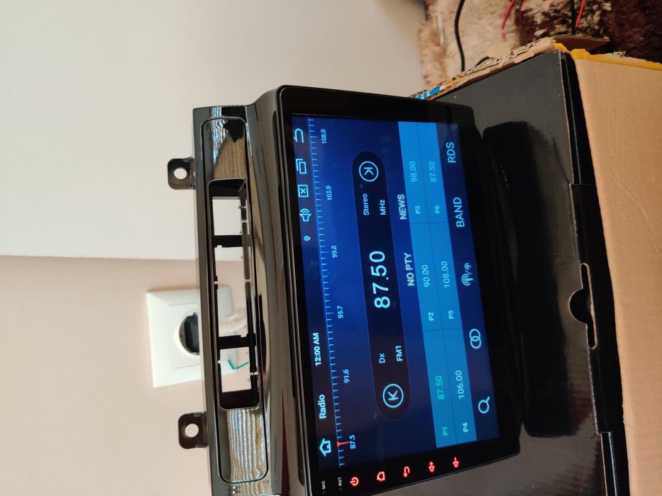 Магнитола Volkswagen Touareg 2012-2015 Android 4/32g GPS WiFi Bluet
