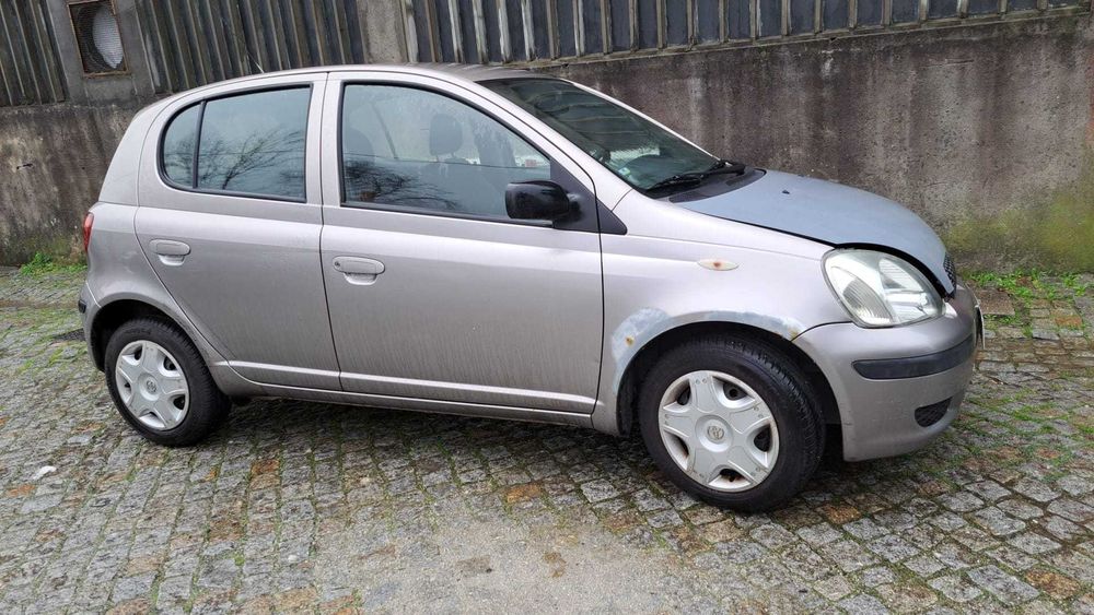Toyota Yaris 5 portas