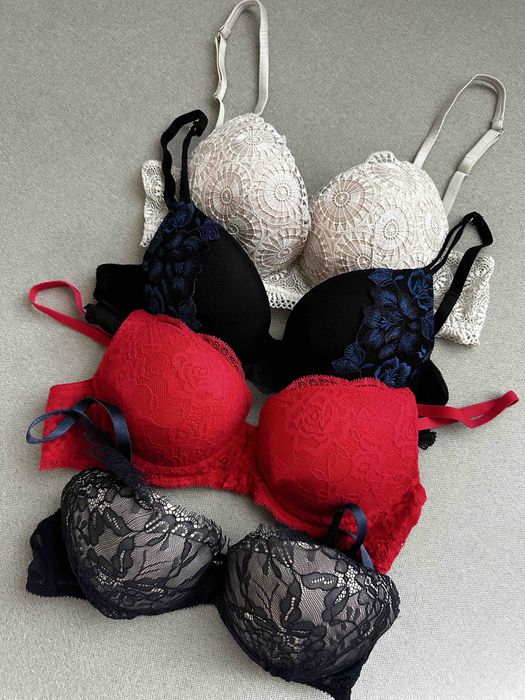 Бюсти 75 B C Intimissimi ціна за всі