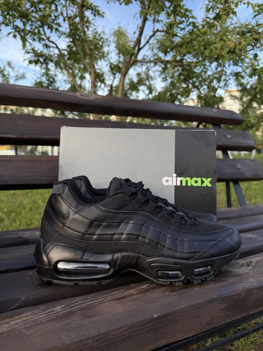 Чоловічі Кросівки Nike Air Max 95  Essential Black(42,43,44)
