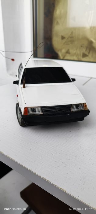 Продам игрушку Ваз 2109 на радиоуправлении ГНОМ 3