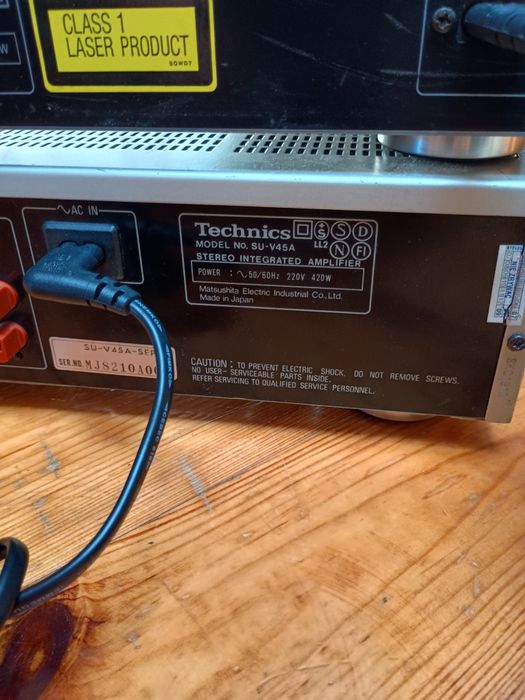 Witam,sprzedam Technics VC45 ,CD ,tuner i magnetofon