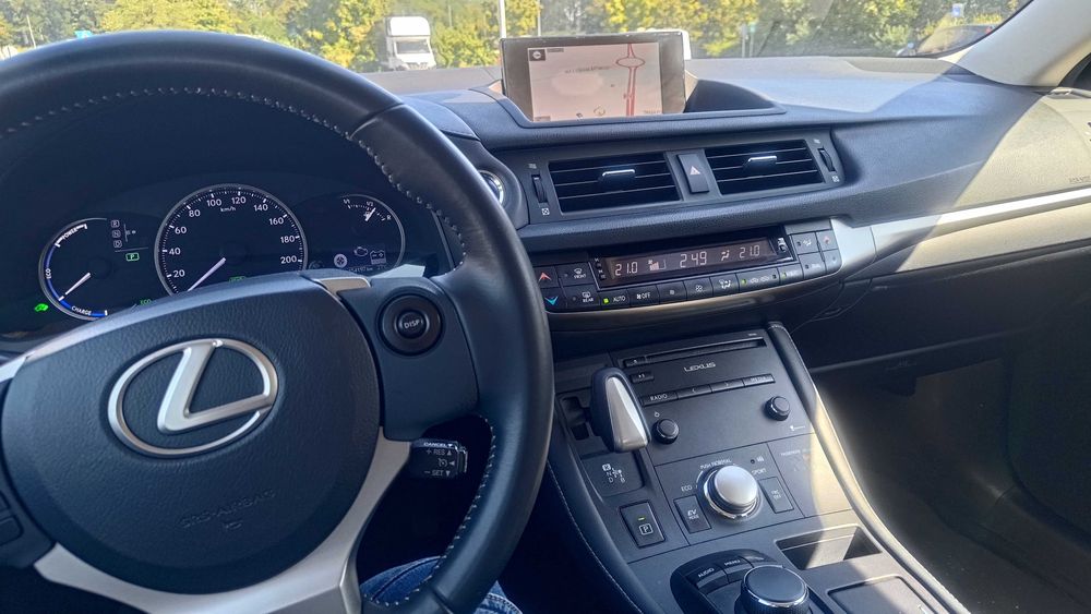 Lexus ct200h od prywatnej osoby