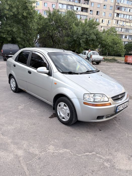 Продам гарну авео