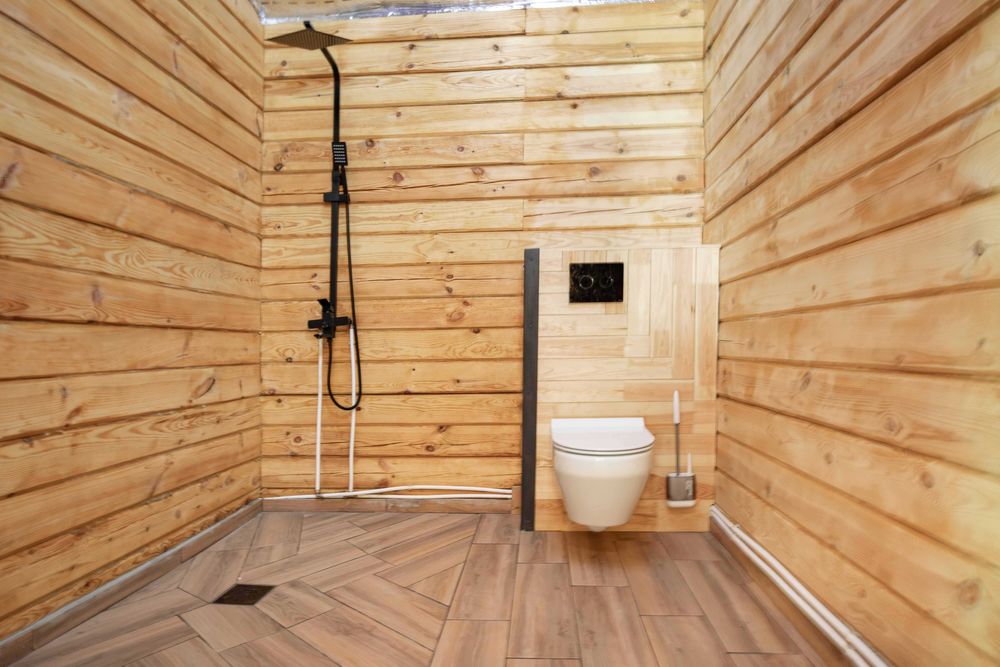 Готовий бізнес. Еко-садиба: SPA-будинок, лазня на дровах, ліс, озеро.