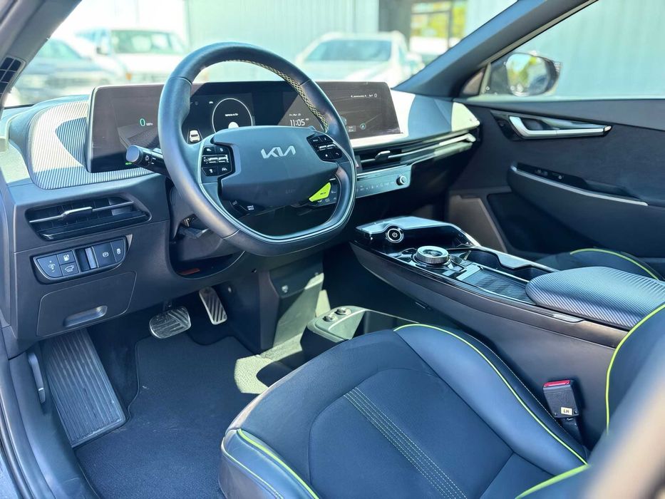 Kia EV6 GT      2023