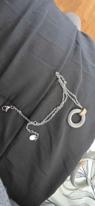 Conjunto ONE pulseiras e fio