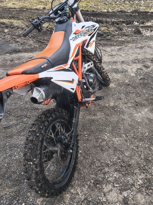 Cross Defender 150  4t