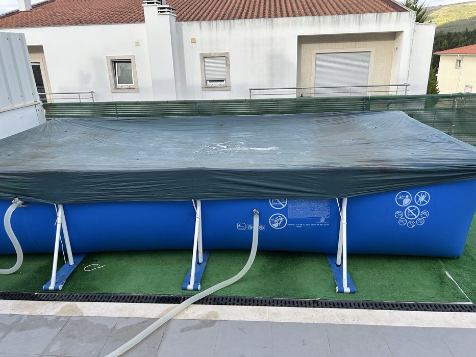 Piscina 4,5Mx2,2Mx84cm altura