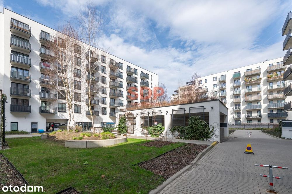 Słoneczny apartament z balkonem w  Centrum przy Al. Armii Krajowej
