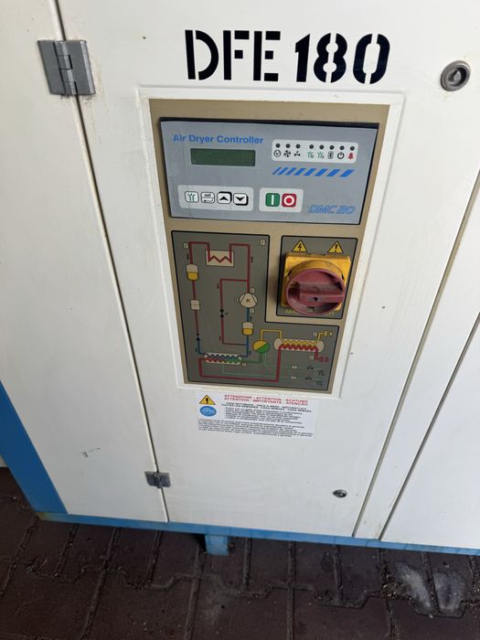 Kompresor CompAir L37 z osuszaczem DFE 180