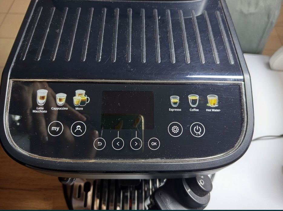 Кавомашина De’Longhi Magnifica Evo Next