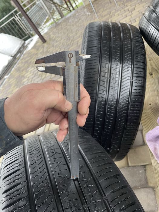 Pirelli Scorpion Zero All Season 255/55/R19