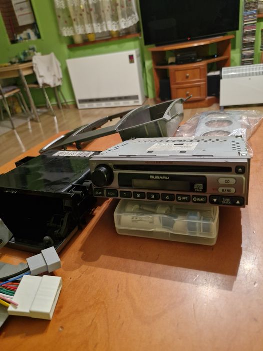 Radio fabryczne Subaru Forester