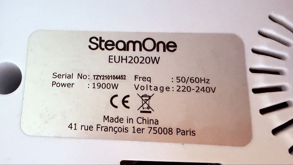 Parownica do ubrań SteamOne