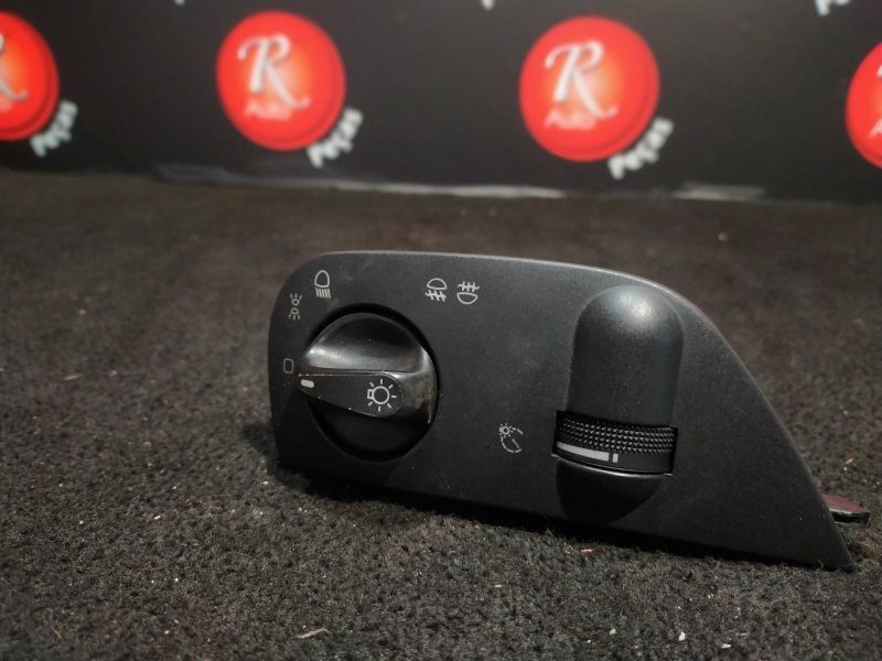 Comando Das Luzes Seat Ibiza Ii (6K1)