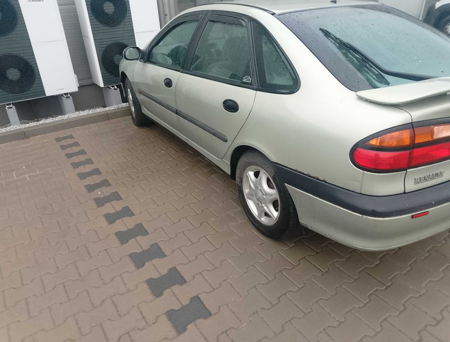 Renault Laguna 1  gaz  2.0 benzyna