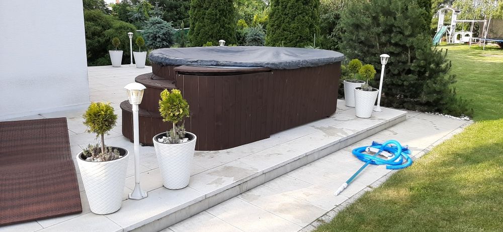 Basen poliestrowy wolnostojący jacuzzi kanadyjski SPA hydromasaż