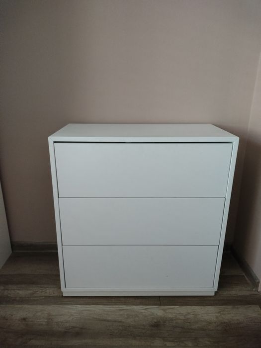 Komoda z szufladami