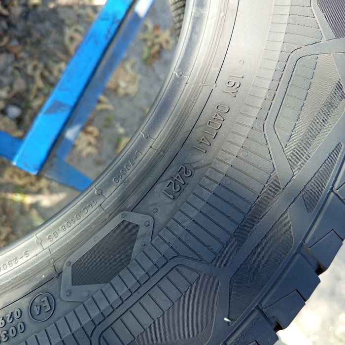 215/65r16c Continental Van Contact Eco z 2021r 6.5mm