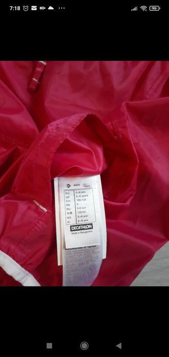 kurtka przeciwdeszczowa 5-6 lat Quechua