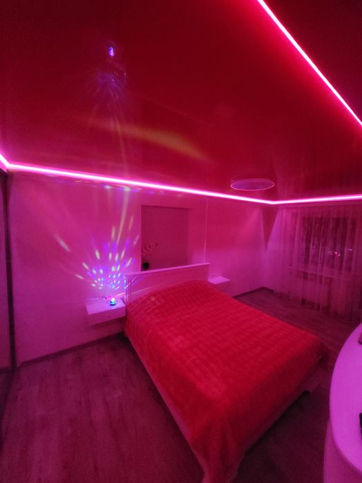 ЦЕНТР. Квартира- студия  посуточно.