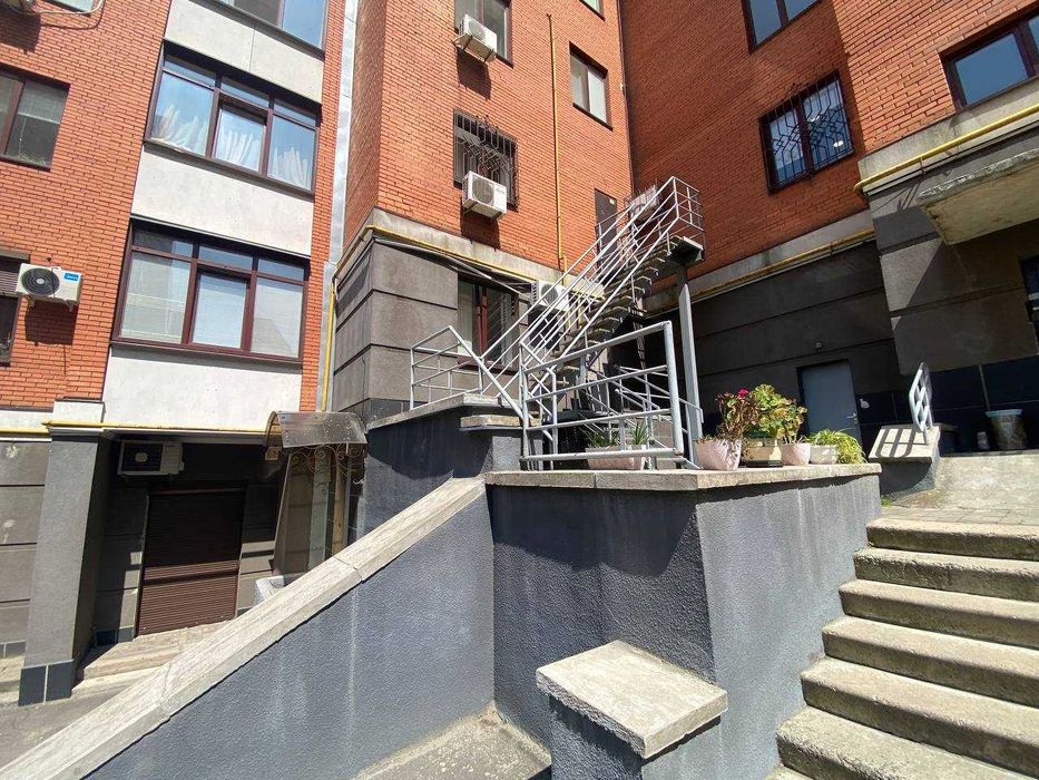 Магазин\офис в центре города (Херсонская ) Продам