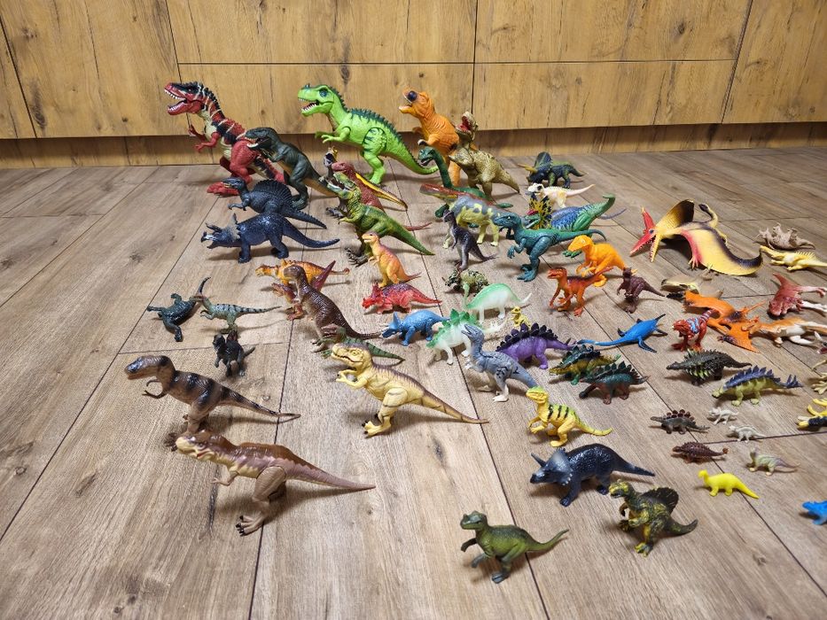 Zestaw dinozaurów