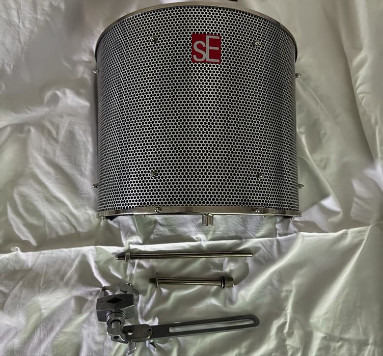 Suporte e escudo microfone estudio mic shielding