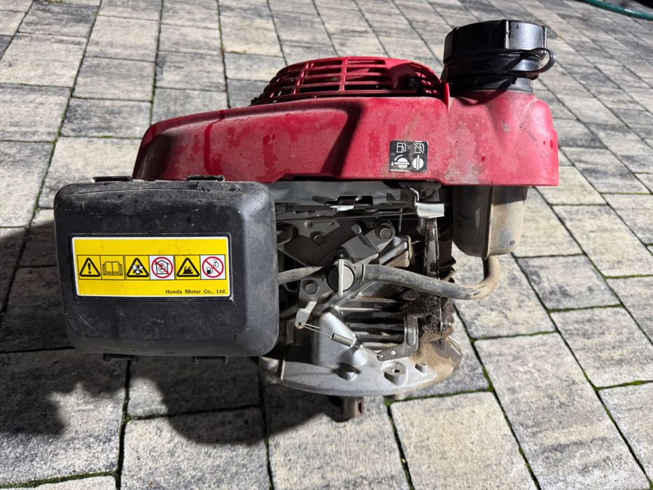 Silnik od kosiarki HONDA