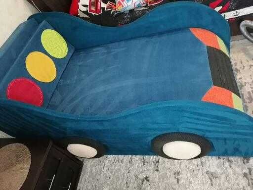 Ліжко дитяче машина