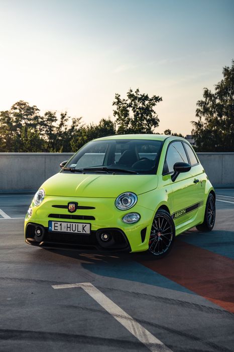 Abarth 595 Turbo wynajem Fiat 500 wypożyczalnia samochodów