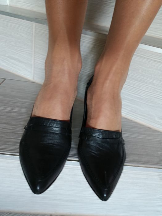 Buty damskie skórzane na obcasie But modern design 37