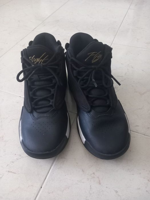 Vendo Jordan Max Aura 4 Preto