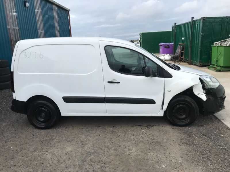 Капот Citroen Berlingo розборка шрот