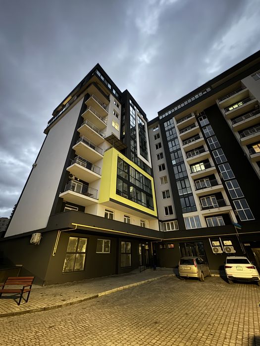 Здається паркомісце (паркінг, підземний), вул. Садова.