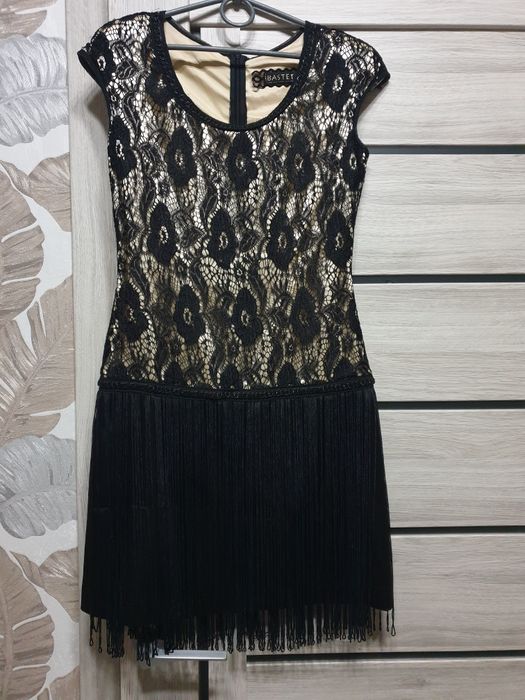 Коктейльна сукня