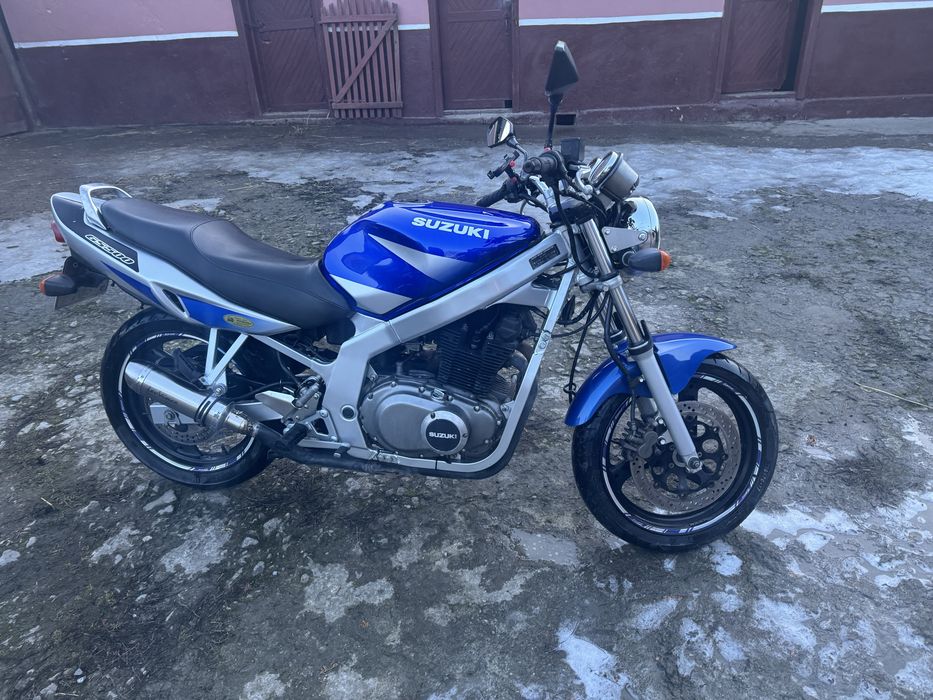 Suzuki gs 500