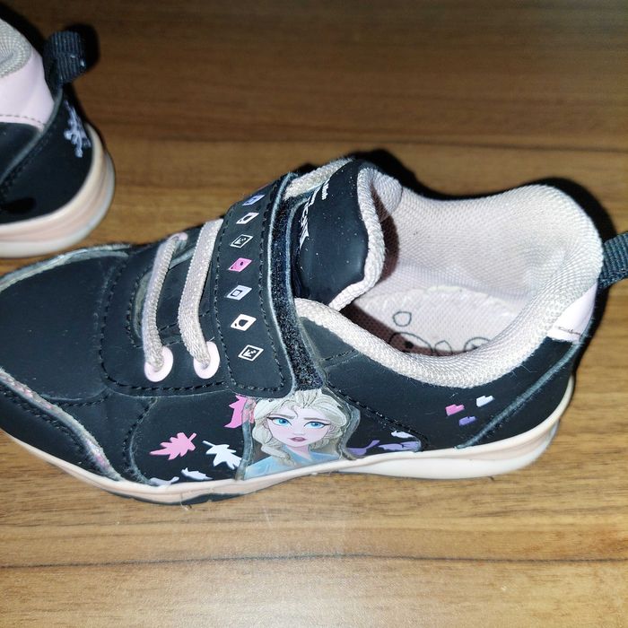 Adidasy dla dziewczynki