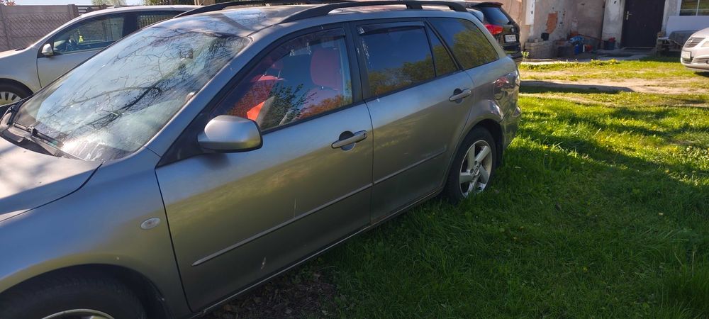 Samochód osobowy mazda 6