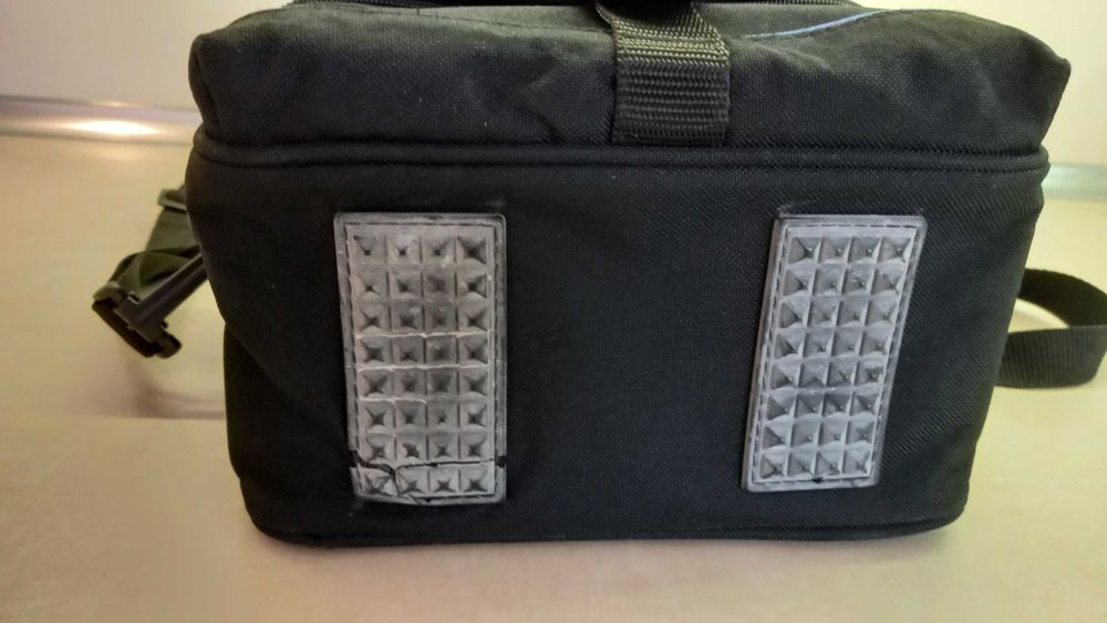 VANGUARD mała czarna torba fotograficzna