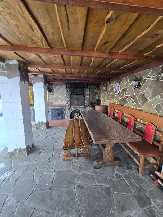 Продаж затишної садиби з 2 будинками