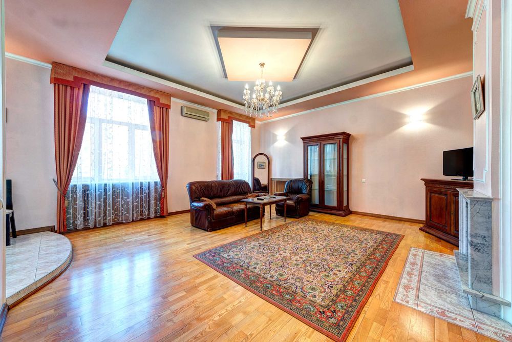 Комфортная 4-к квартира на улице Саксаганского (Голосеевский р-н)