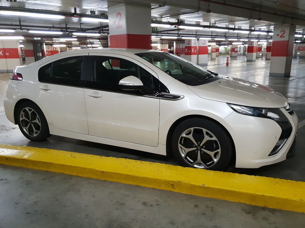Opel Ampera