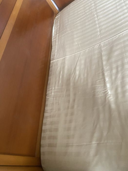Capa de edredon em algidão acetinado
