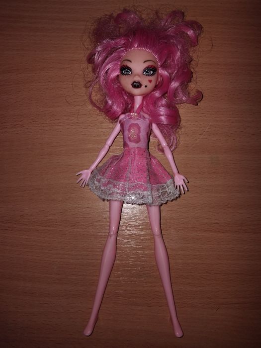 Кукла Монстер Хай шарнирная