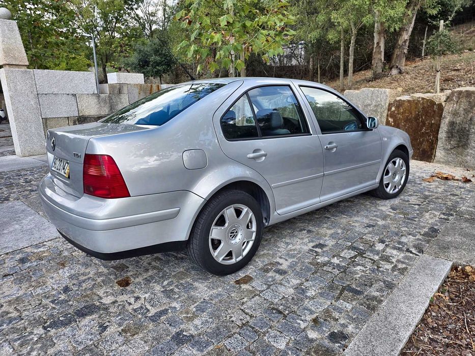 VW Bora 1.9 TDi Highline — photo 3