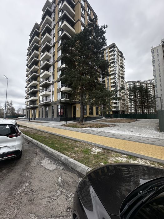 Оренда  ФАСАД  нежитлового  приміщення  73,6м. кв